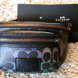 Authentic COACH leather belt bag/ fanny pack